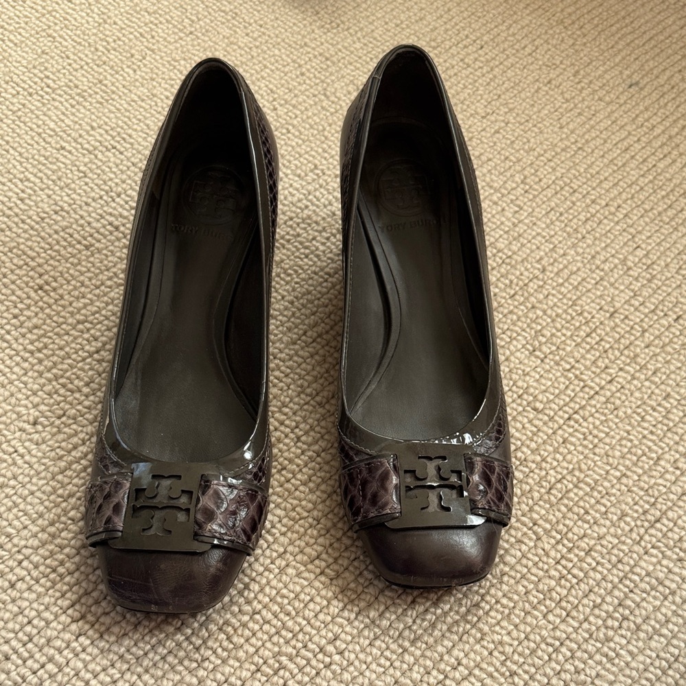Tory Burch Dark Brown Flats with Logo Accent